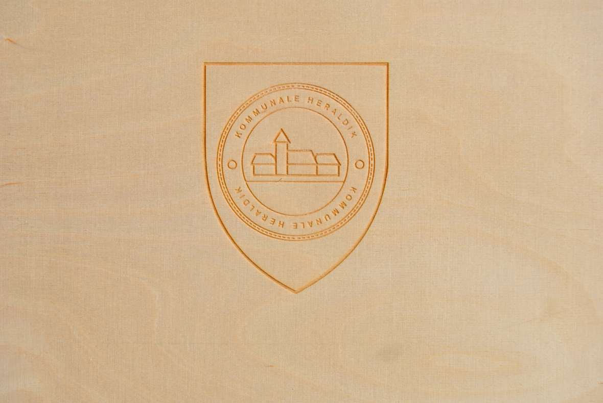 Kommunale Heraldik / Stadt- und Ortswappen (1)