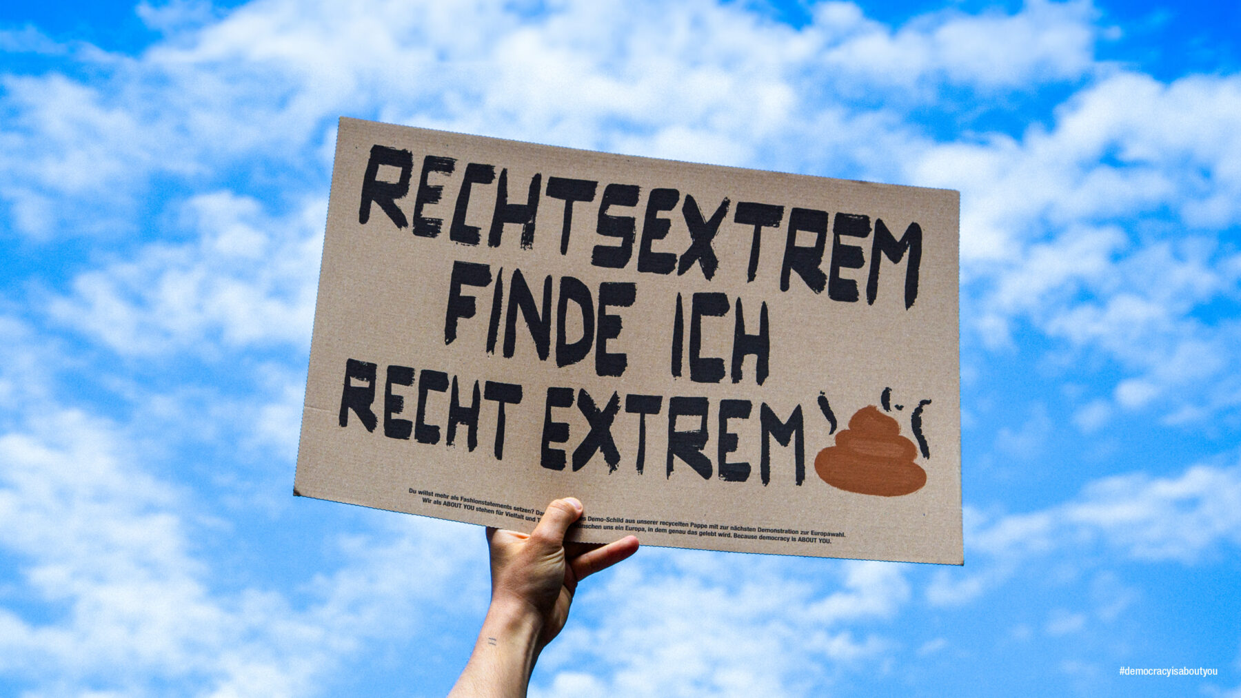 Democracy is About You: Fashion mit Engagement (3)