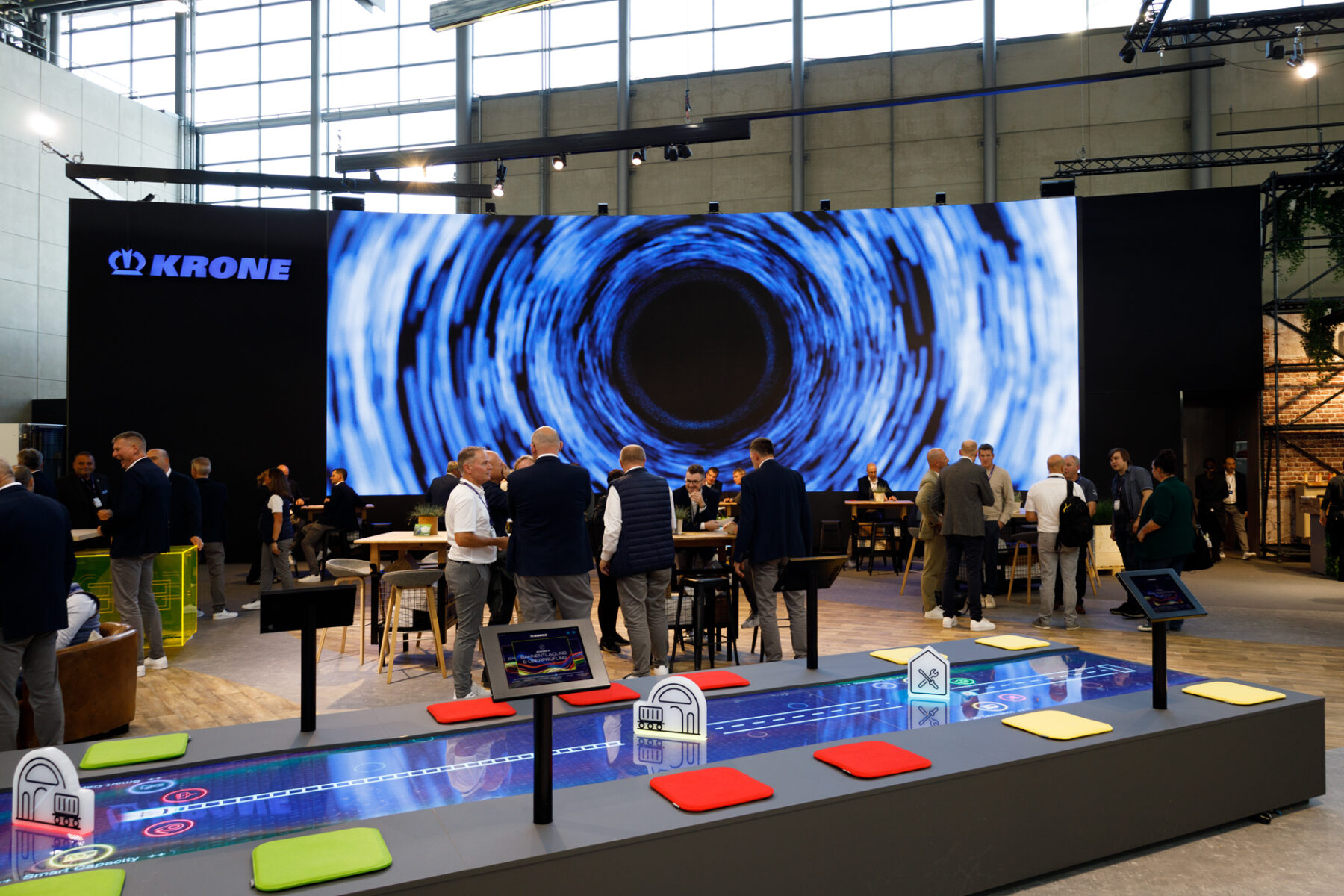 Krone – Dimensions in Motion (5)